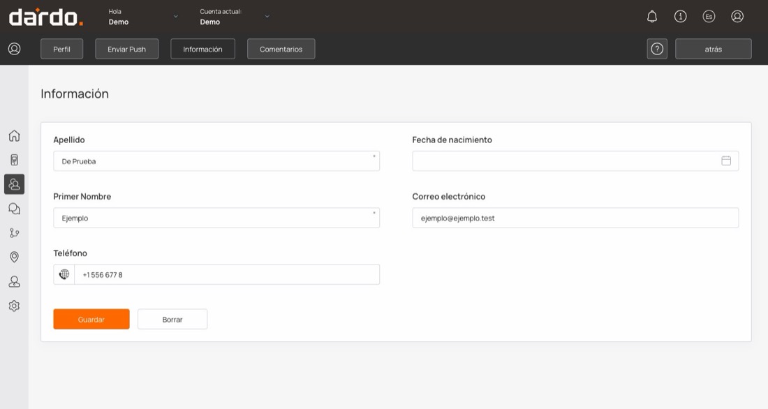 Pestaña Información de un cliente, con los cinco campos editables
